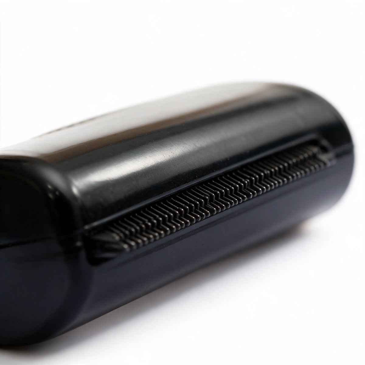 Pet Grooming Comb for Effortless Grooming of Horses and Large Animals