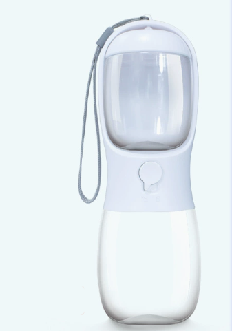 Portable Dog Water Bottle - Hydration Made Easy for Your Furry Friend