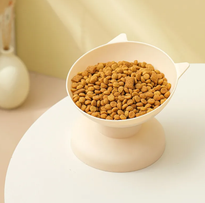 Comfortable Cat Feeding Bowl - The Ultimate Oversized Cat Bowl for Happy Mealtimes